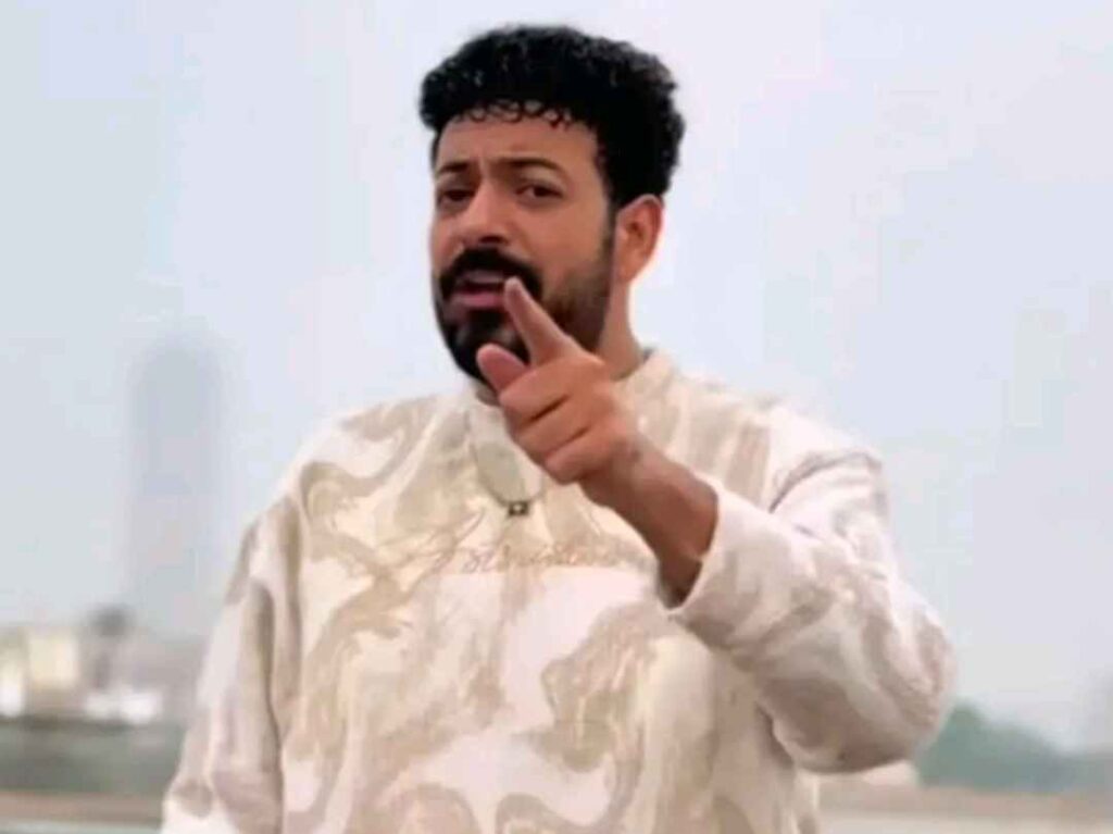 الحالة الصحية للمطرب إسماعيل الليثي بعد الحادث المروع