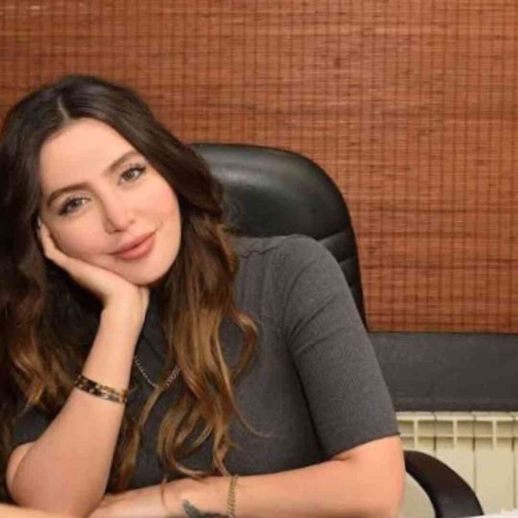 ابتسامة مرام علي