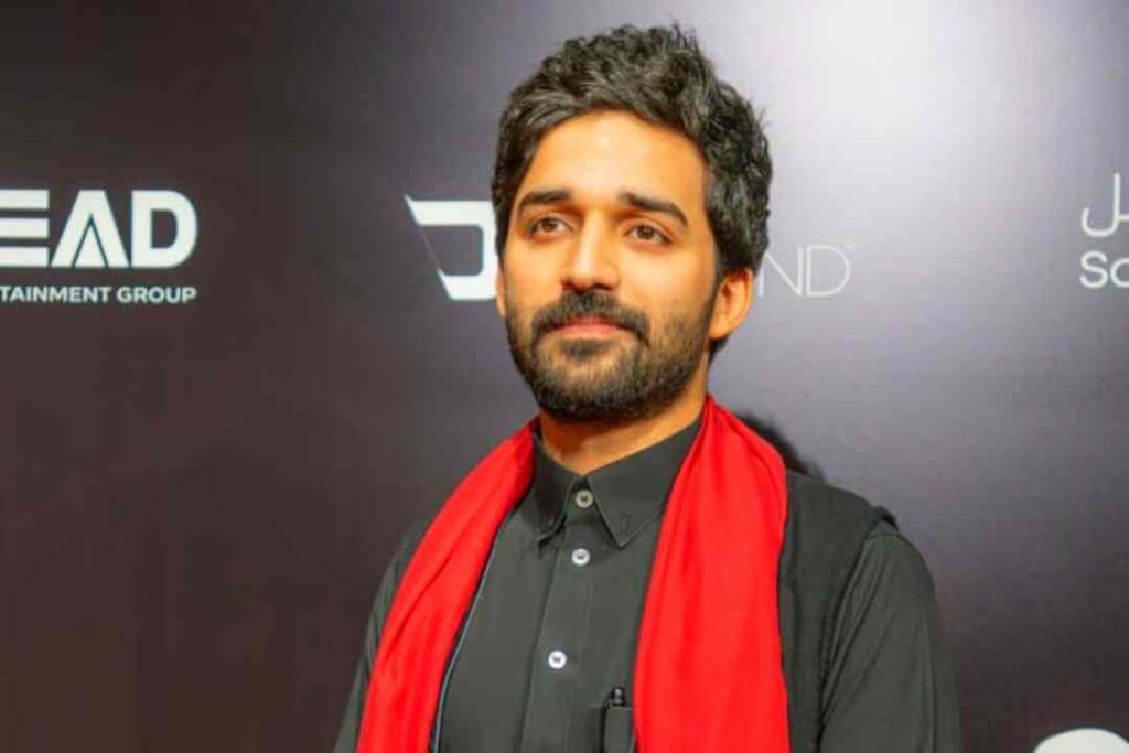 براء عالم جنسيته، ديانته، عمره، والحالة الاجتماعية