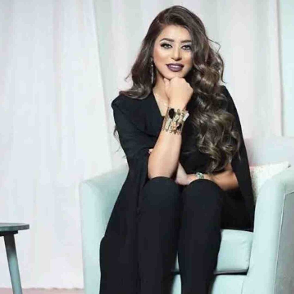 صمود الكندري ويكيبيديا | ديانتها، جنسيتها، كم عمرها، زوجها