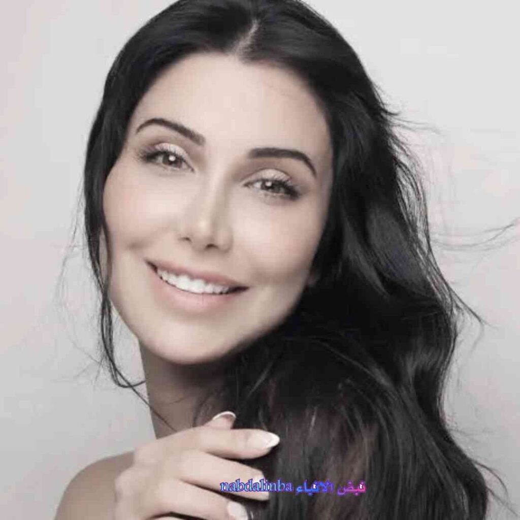 من هي حلا رجب