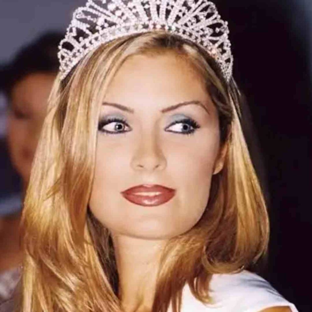 سابين نحاس ويكيبيديا