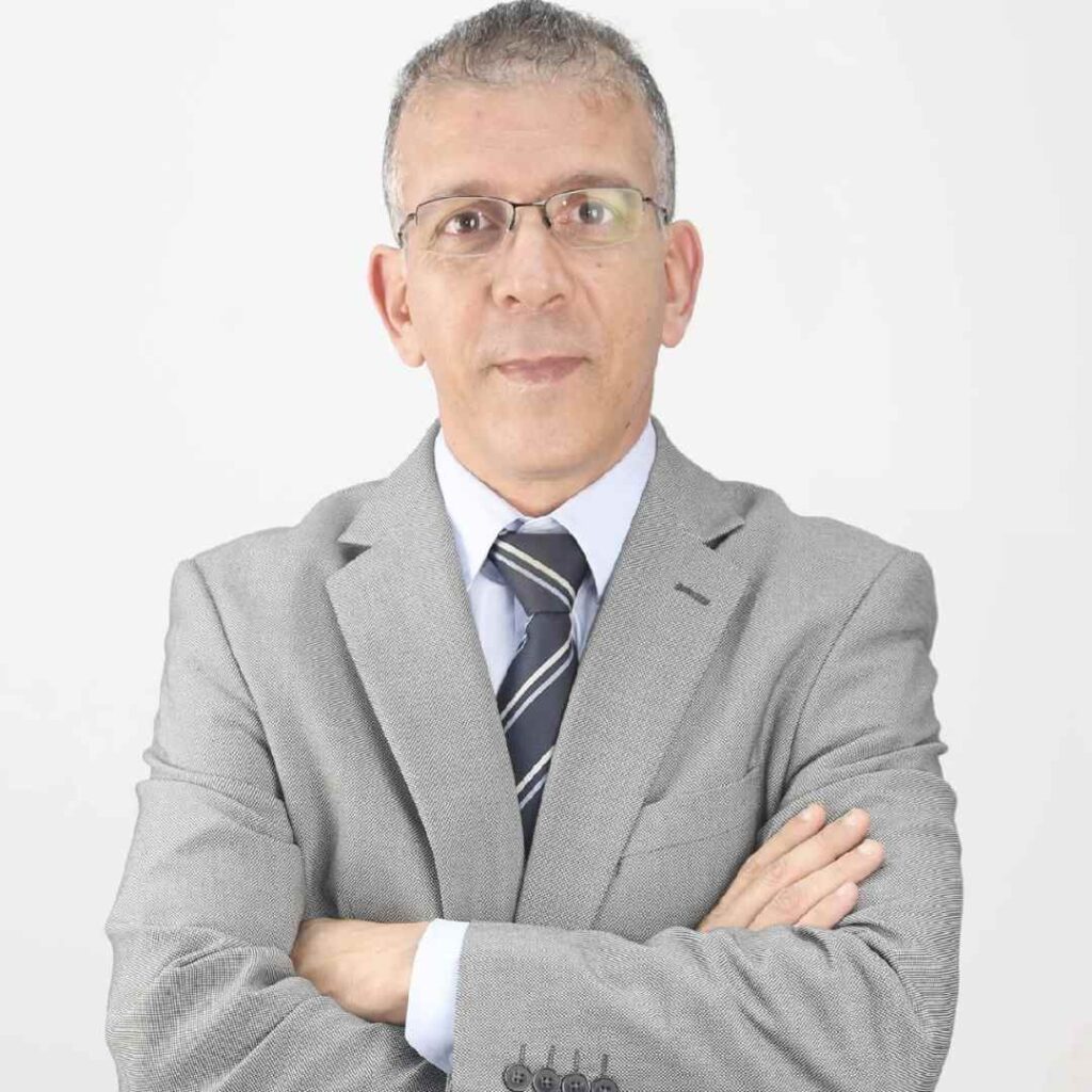 من هو حفيظ دراجي وجنسيته الحقيقية؟