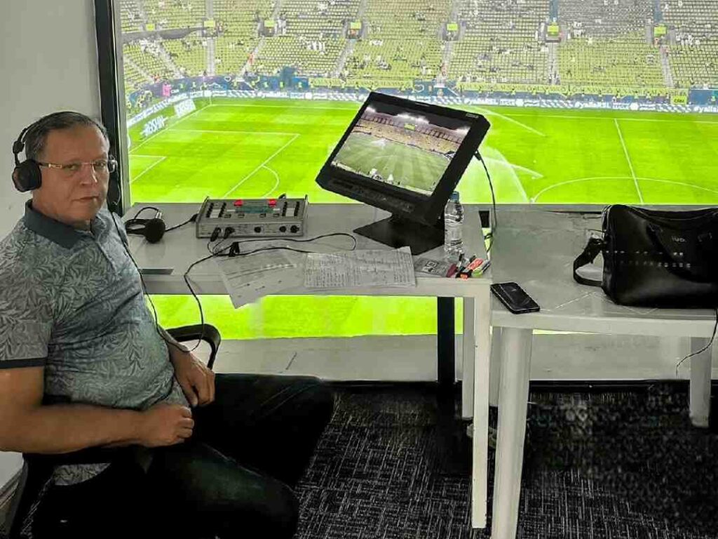 ما هي جنسية المعلق الرياضي رؤوف خليف؟ – تعرف على القصة كاملة