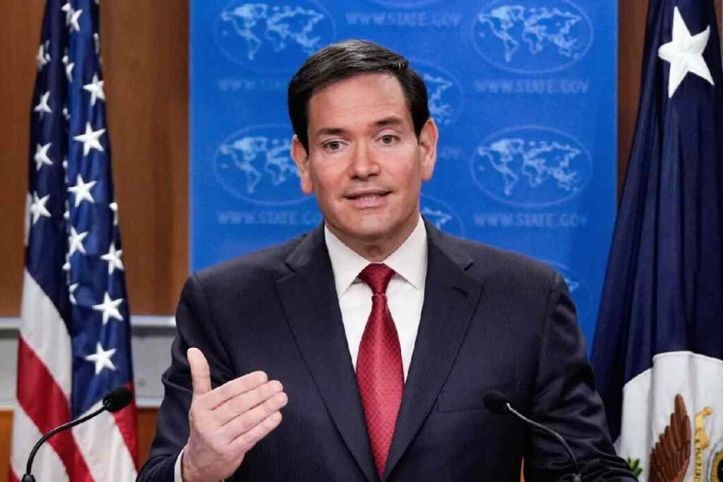 ماركو روبيو ديانته جنسيته كم عمره زوجته– من هو؟