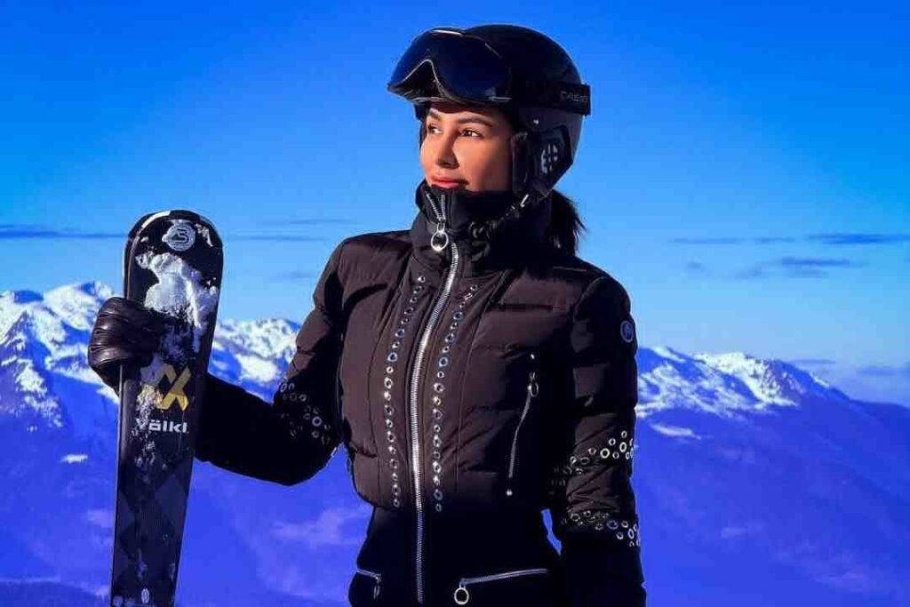 مهيرة عبد العزيز ديانتها كم عمرها جنسيتها زوجها صورها معلومات كاملة