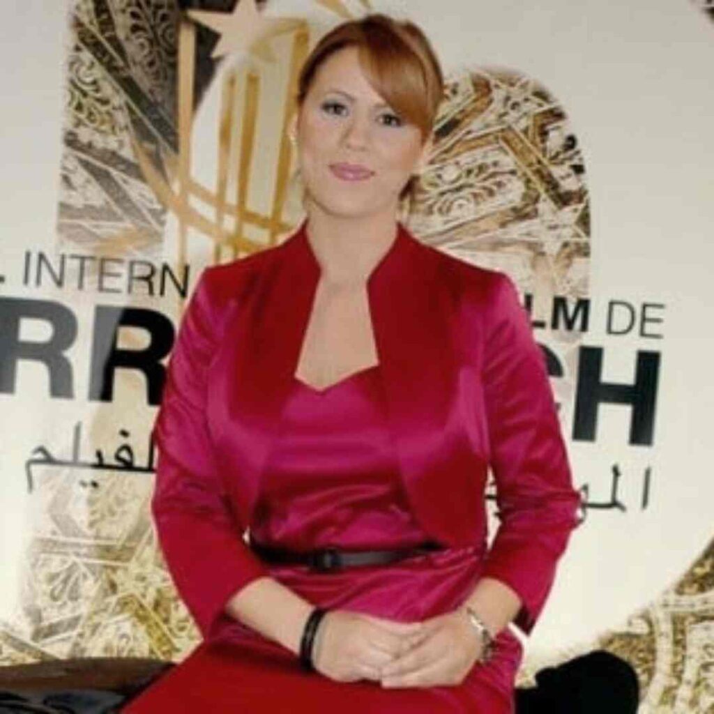 من هي حورية بوطيب ويكيبيديا | السيرة الذاتية للإعلامية والصحفية المغربية البارزة