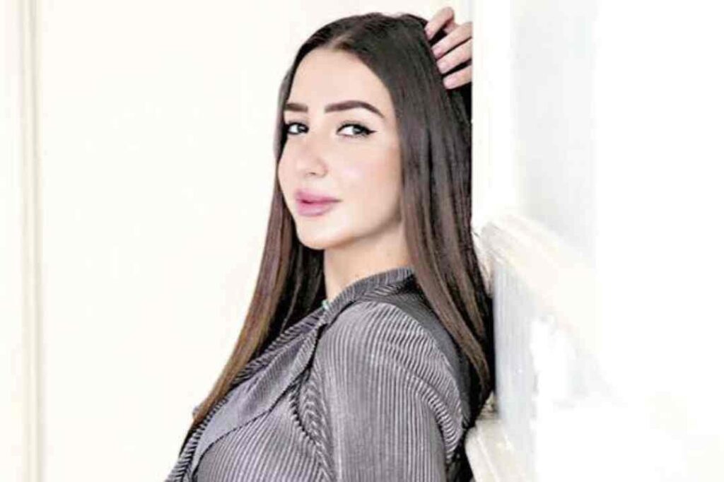 الفنانة رندا حجاج