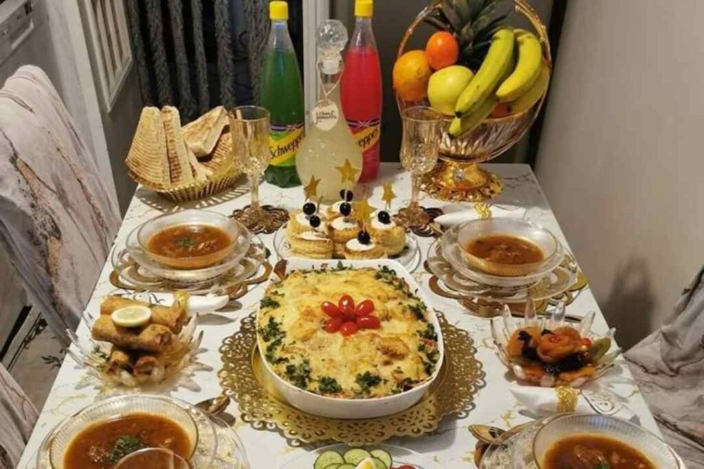 تحضير وجبات الإفطار مع العائلة