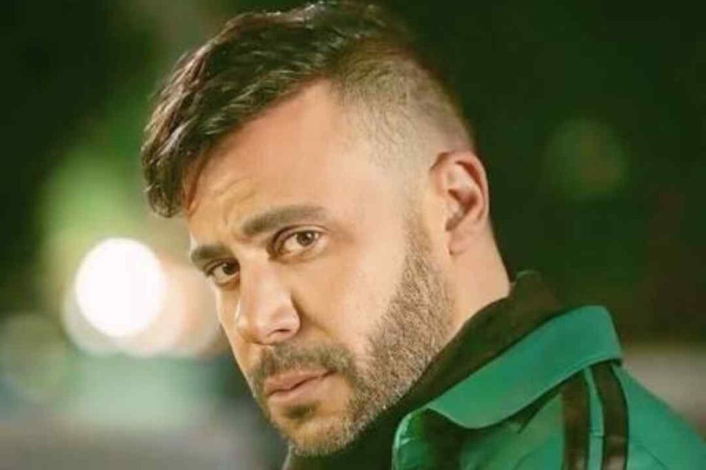 من هو محمد إمام؟ حياة وإنجازات محمد إمام ومسلسله “الكينج”