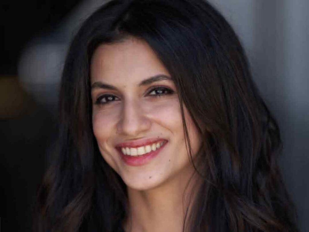 من هي روان الغابة ويكيبيديا السيرة الذاتية | معلومات كاملة