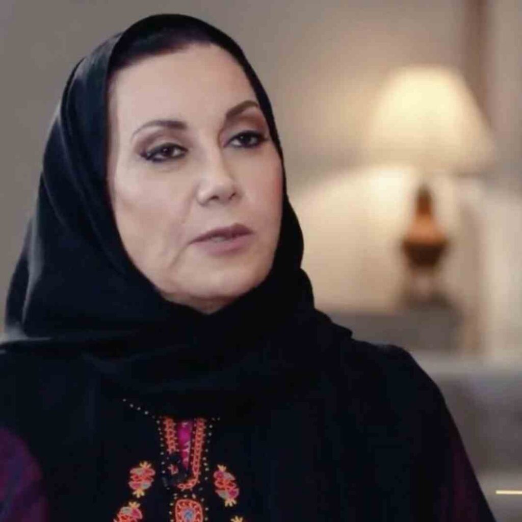 من هي هند الخثيلة ويكيبيديا؟ السيرة الذاتية للدكتورة هند الخثيلة وإنجازاتها في التعليم وتمكين المرأة