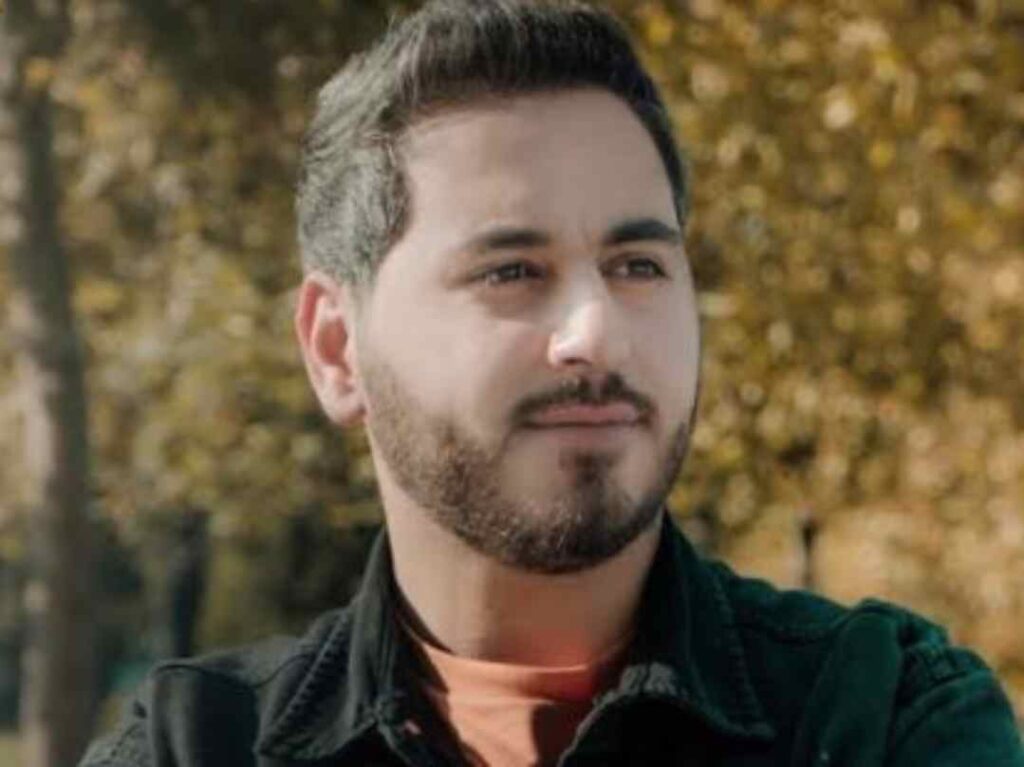 من هو عبد السلام حوى السيرة الذاتية | رحلة الصوت العذب من فرقة مودة إلى قمة الإنشاد الهادف