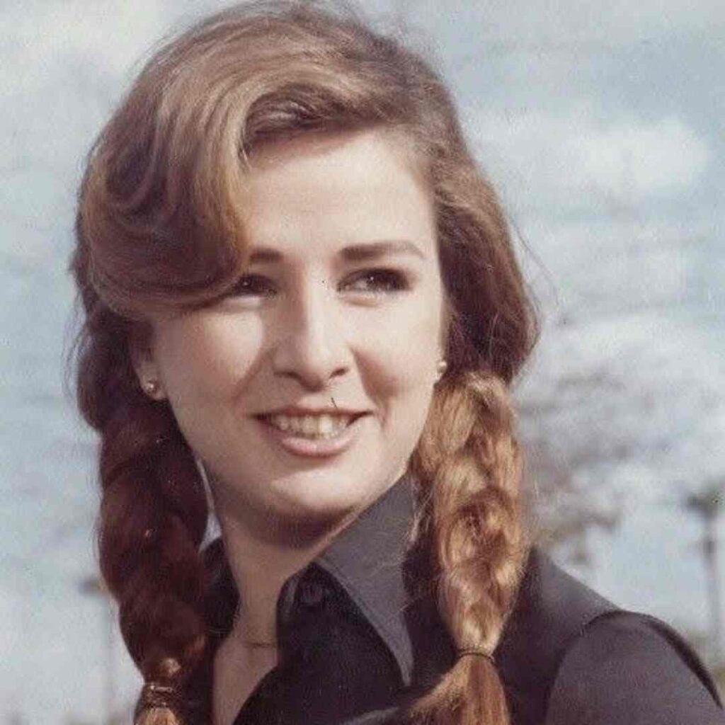 زوج نجلاء فتحي